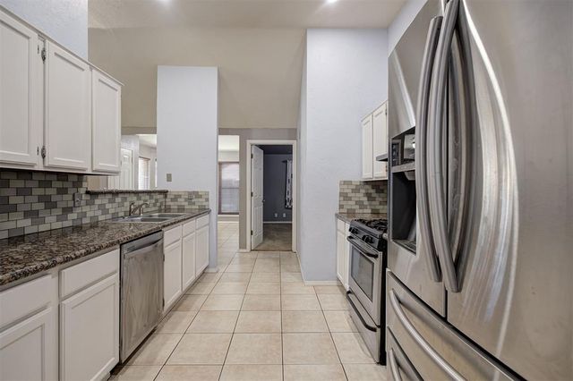 2013 Grassland Drive, Norman, OK 73072