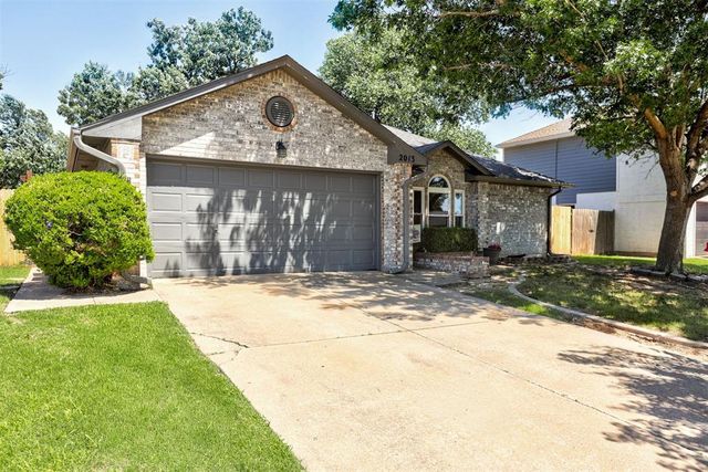 2013 Grassland Drive, Norman, OK 73072