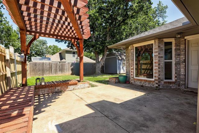 2013 Grassland Drive, Norman, OK 73072