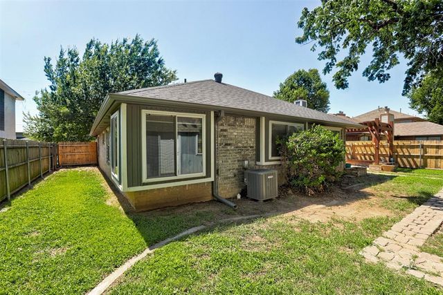 2013 Grassland Drive, Norman, OK 73072