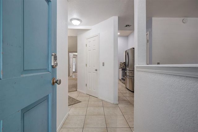 2013 Grassland Drive, Norman, OK 73072
