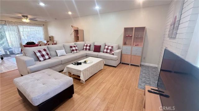 1639 Aspen Village, West Covina, CA 91791