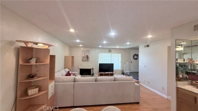 1639 Aspen Village, West Covina, CA 91791