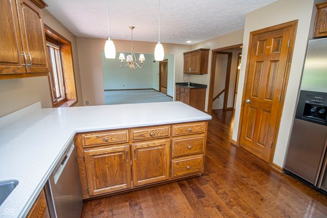 4610 Fox Moor Place, Greenwood, IN 46143
