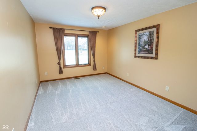 4610 Fox Moor Place, Greenwood, IN 46143