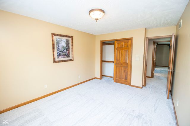 4610 Fox Moor Place, Greenwood, IN 46143