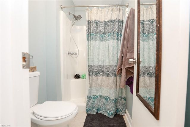3905 Morning Light LN, Virginia Beach, VA 23456