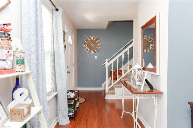 3905 Morning Light LN, Virginia Beach, VA 23456