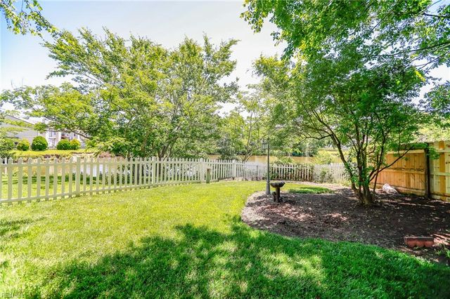 3905 Morning Light LN, Virginia Beach, VA 23456