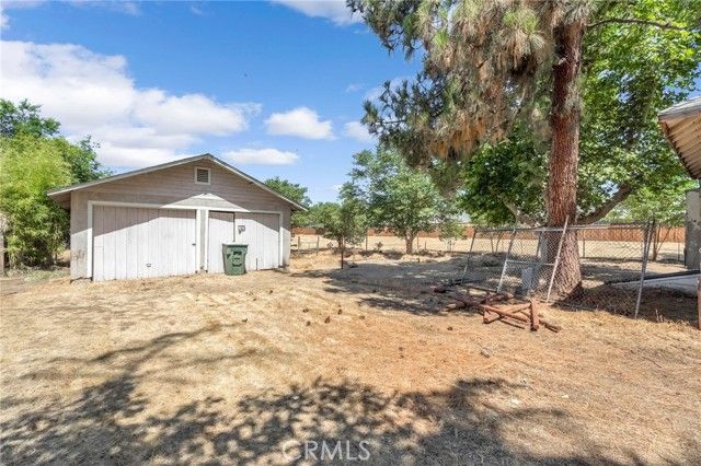 760 Sunnyside, Clovis, CA 93611