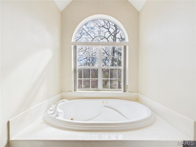 2566 Stone Ridge Drive, Poplar Bluff, MO 63901