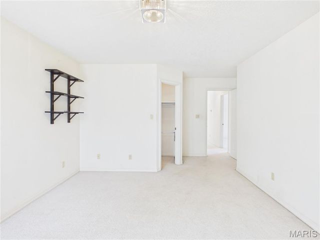 2566 Stone Ridge Drive, Poplar Bluff, MO 63901