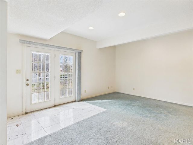 2566 Stone Ridge Drive, Poplar Bluff, MO 63901