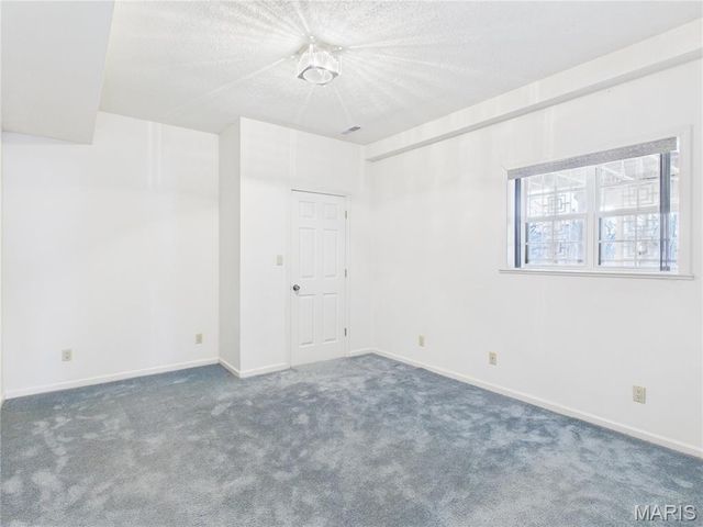 2566 Stone Ridge Drive, Poplar Bluff, MO 63901