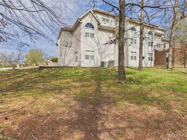 2566 Stone Ridge Drive, Poplar Bluff, MO 63901