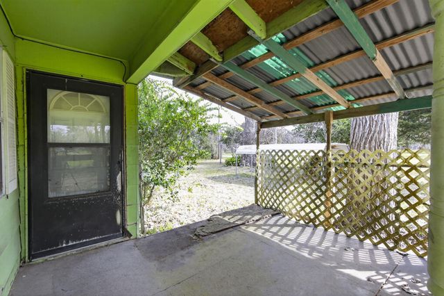 2889 County Road 702, Brazoria, TX 77422