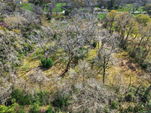 2889 County Road 702, Brazoria, TX 77422