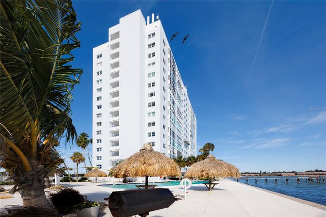 7200 SUNSHINE SKYWAY LANE S 2A, St Petersburg, FL 33711