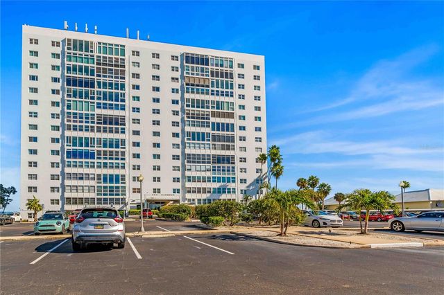 7200 SUNSHINE SKYWAY LANE S 2A, St Petersburg, FL 33711