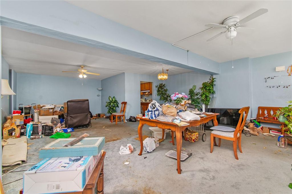 Image 17 of property listing at 7200 SUNSHINE SKYWAY LANE S 2A, St Petersburg, FL 33711