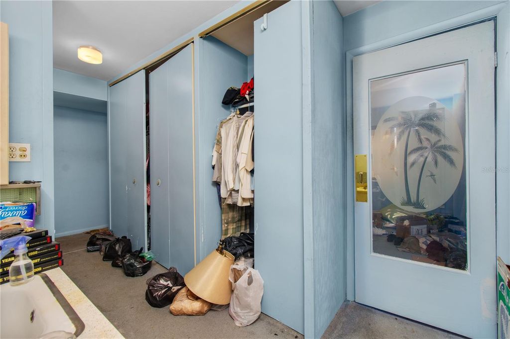 Image 31 of property listing at 7200 SUNSHINE SKYWAY LANE S 2A, St Petersburg, FL 33711