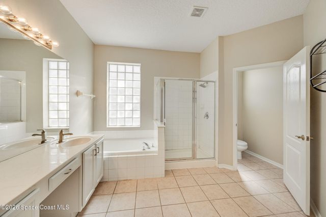 776 Autumn Glen Drive, Melbourne, FL 32940