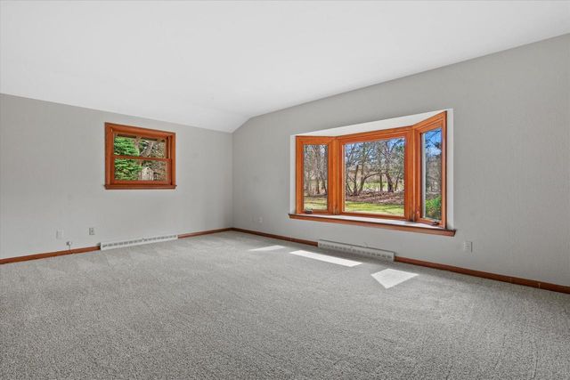 17505 Azure LANE, Brookfield, WI 53045