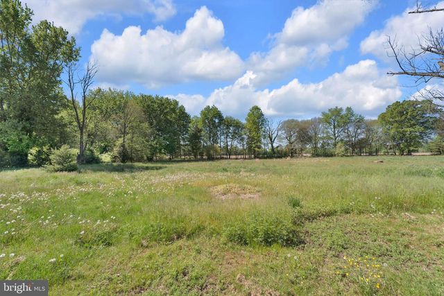 347 QUAKER NECK RD, Salem, NJ 08079