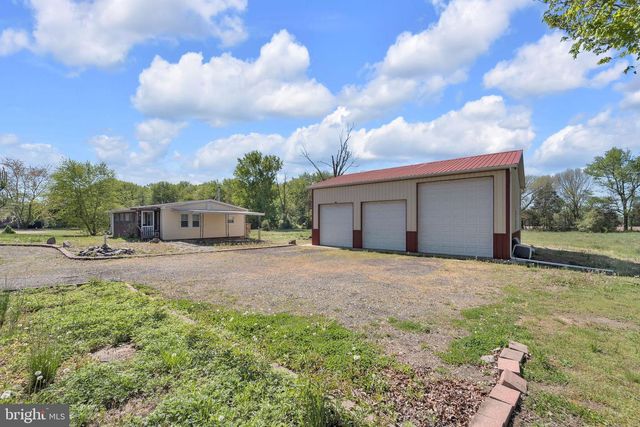 347 QUAKER NECK RD, Salem, NJ 08079