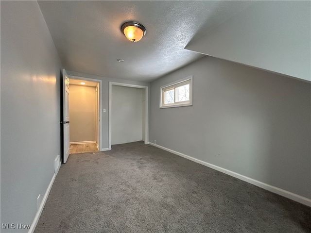 3233 W 94th Street UP, Cleveland, OH 44102