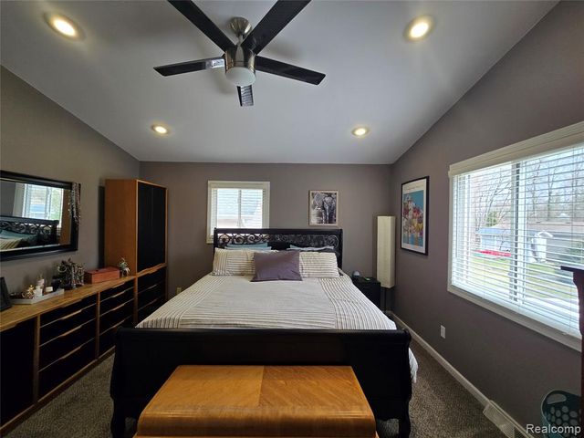 2909 Central Boulevard, Milford, MI 48380