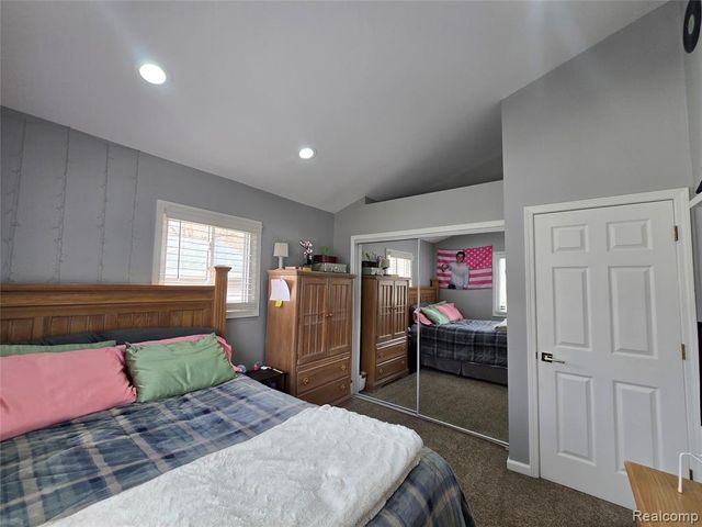 2909 Central Boulevard, Milford, MI 48380