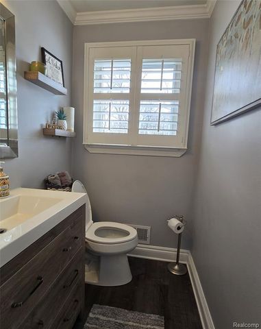 2909 Central Boulevard, Milford, MI 48380