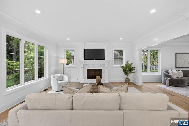 22 Northwood Avenue, Demarest, NJ 07627