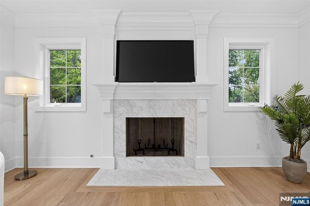 22 Northwood Avenue, Demarest, NJ 07627