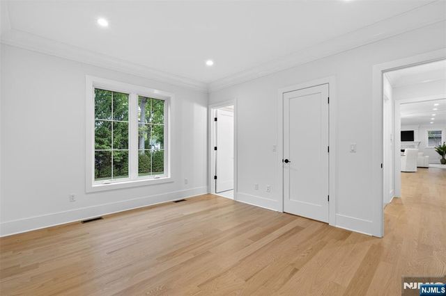 22 Northwood Avenue, Demarest, NJ 07627
