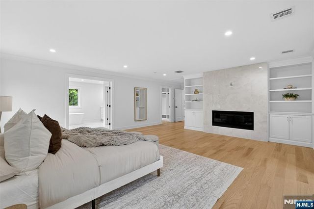 22 Northwood Avenue, Demarest, NJ 07627