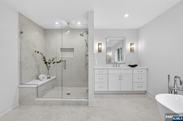 22 Northwood Avenue, Demarest, NJ 07627