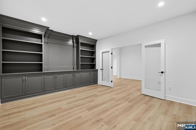 22 Northwood Avenue, Demarest, NJ 07627