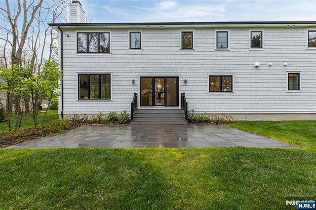22 Northwood Avenue, Demarest, NJ 07627