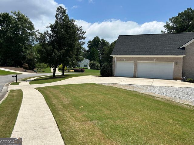 104 Hawks Bend, Canton, GA 30115