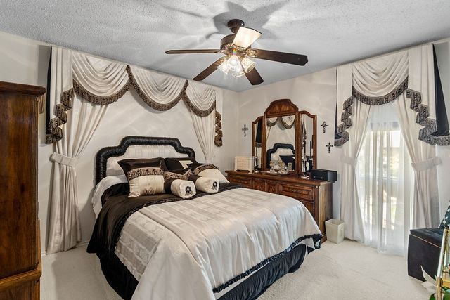 109 Oak Forest Trail, Euless, TX 76039