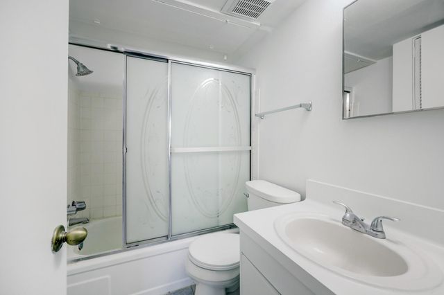 5353 Institute Lane 29, Houston, TX 77005