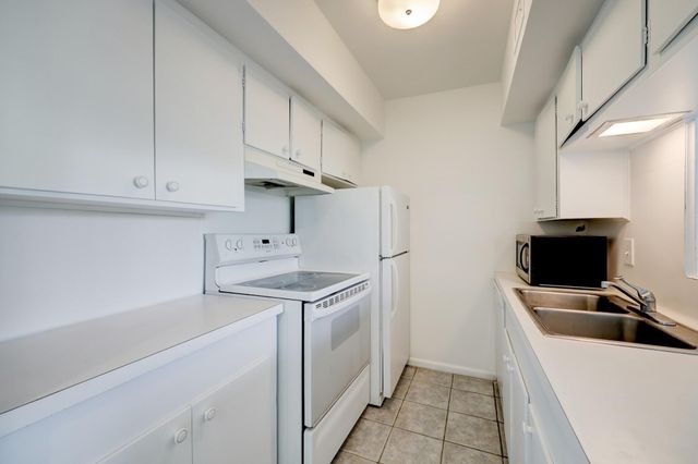 5353 Institute Lane 29, Houston, TX 77005