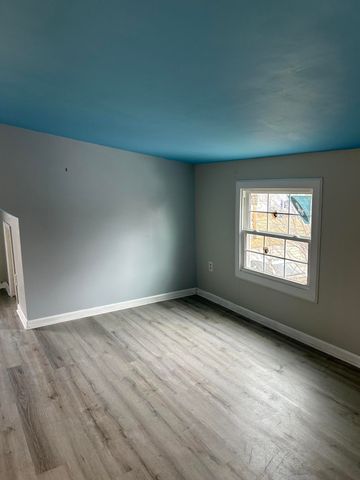 2100 Clays Mill Road, Lexington, KY 40503