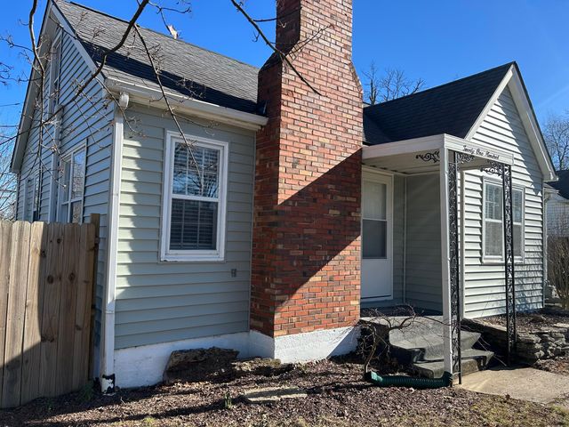 2100 Clays Mill Road, Lexington, KY 40503