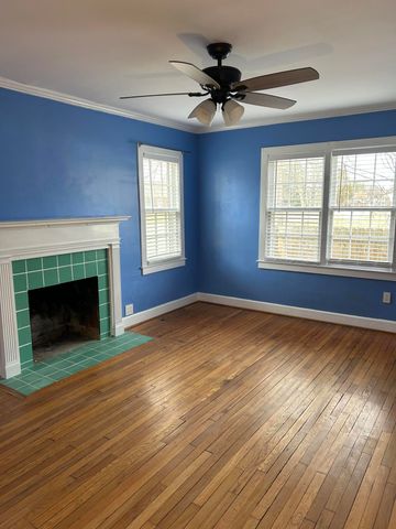 2100 Clays Mill Road, Lexington, KY 40503