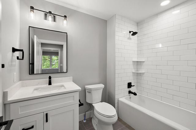 5793 Heights Boulevard, Sterling Heights, MI 48314