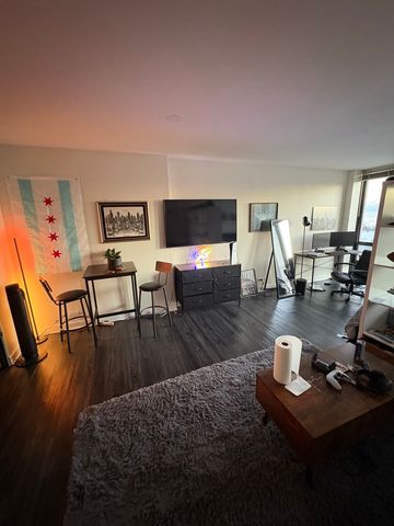 1660 N LaSalle Drive 1403, Chicago, IL 60614