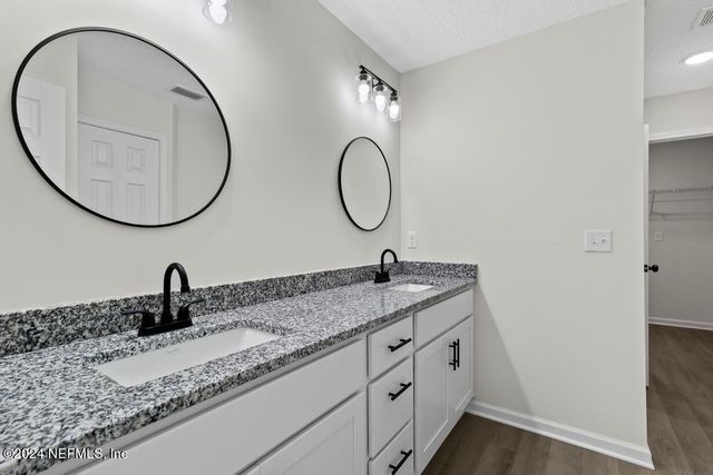 2973 SNELL Street, Jacksonville, FL 32218